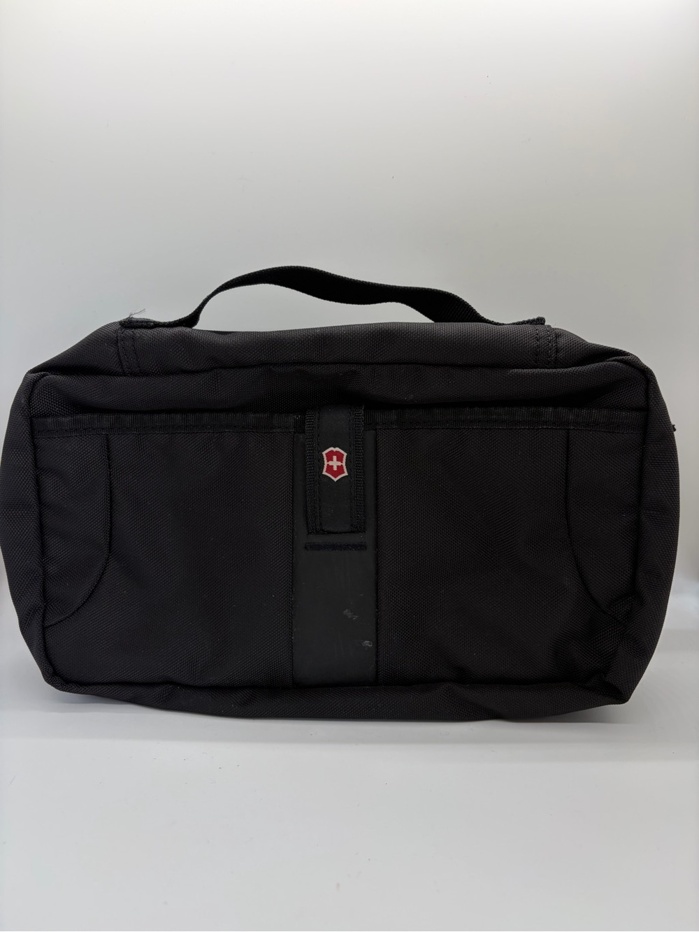 Victorinox Swiss Army Lifestyle Accessories 4.0 Overnight Essential kit